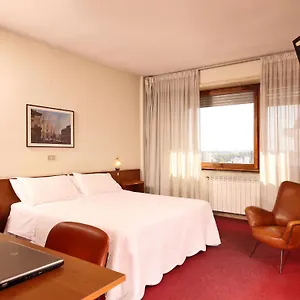 ** Hotel Radio Italia